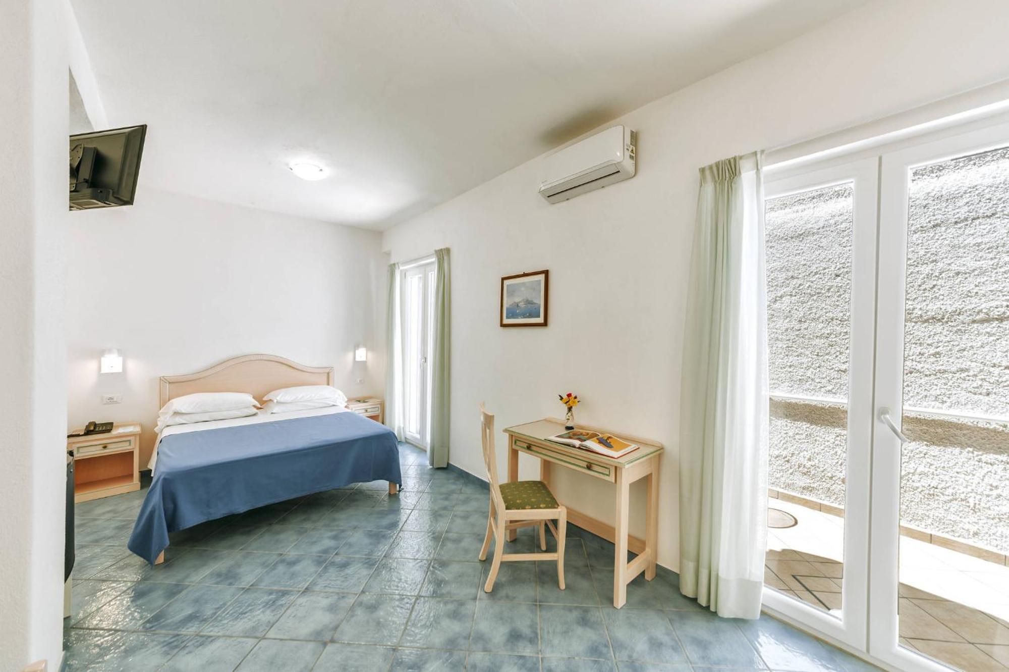 Hotel Villa D'Orta Ischia Zimmer foto
