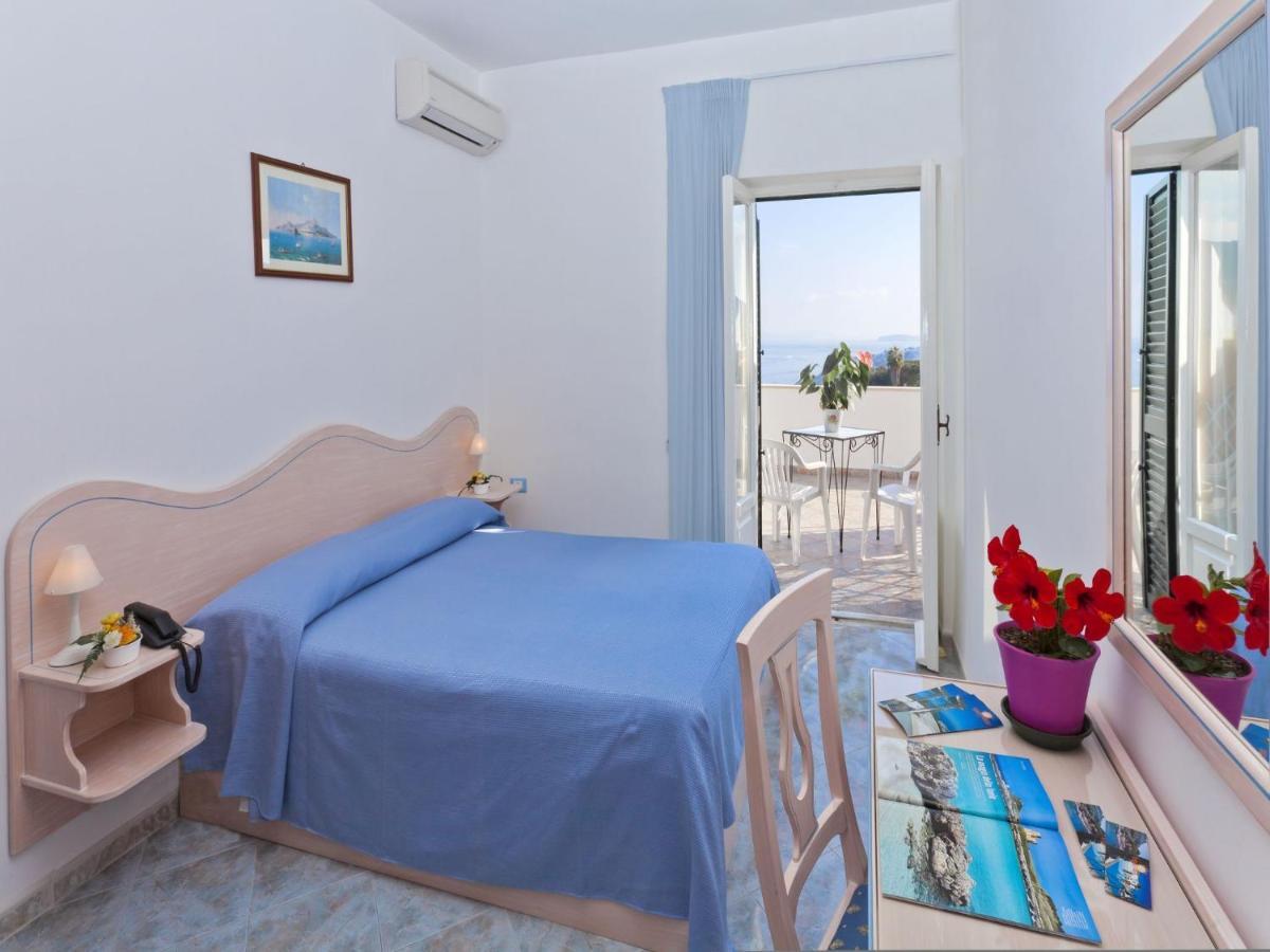 Hotel Villa D'Orta Ischia Zimmer foto