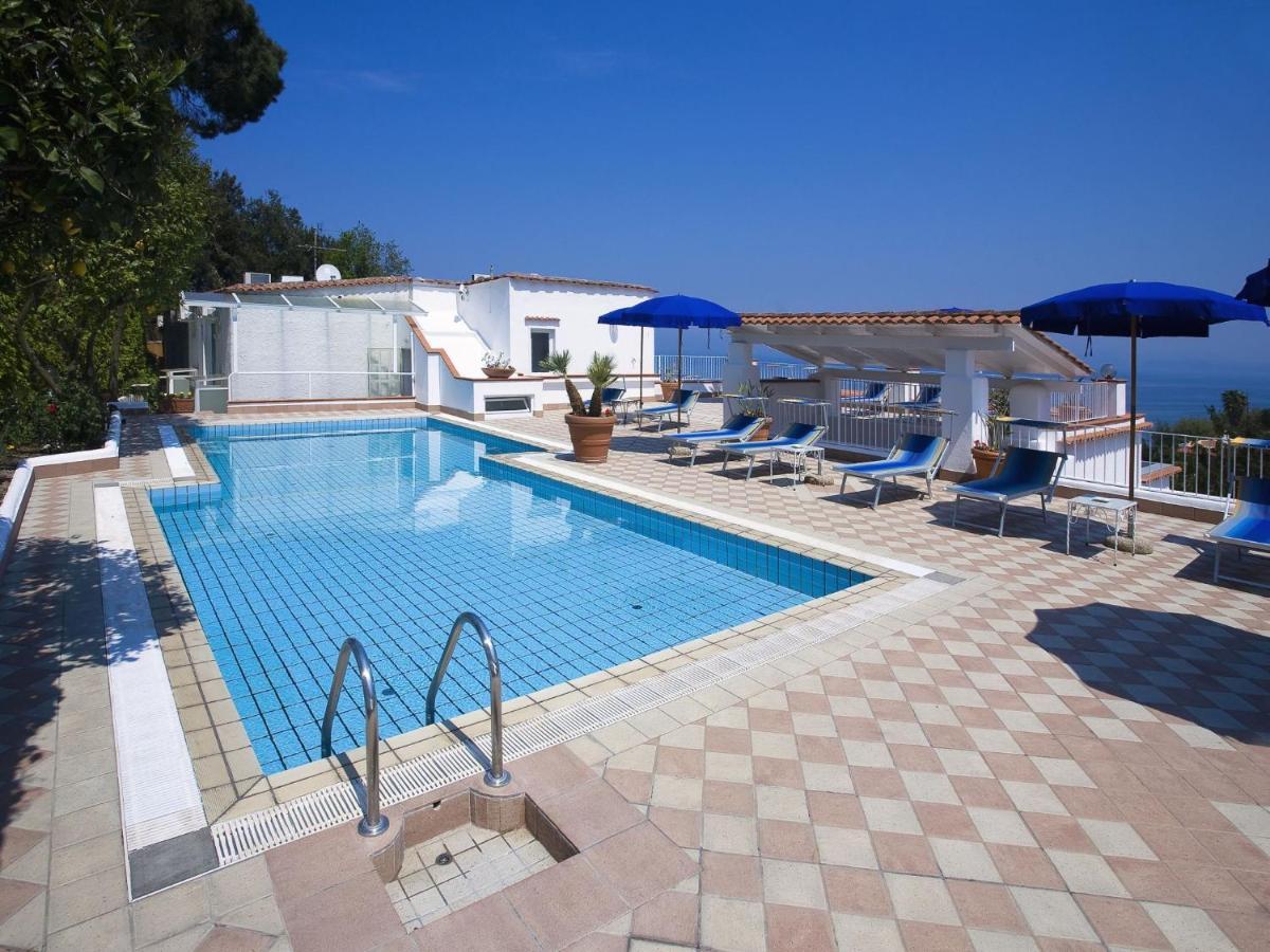 Hotel Villa D'Orta Ischia Exterior foto
